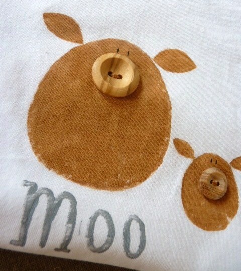 childs pig saying moo t-shirt