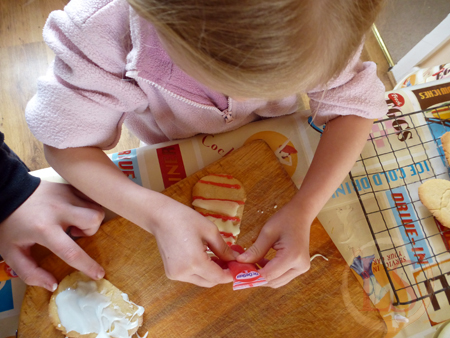 easter egg biscuits dec 3