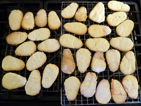 easter egg biscuits plain