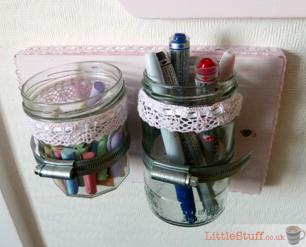 diy-wall-mounted-chalk-and-pen-jars