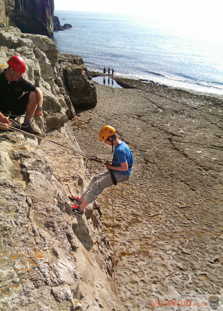 abseiling-13yr-old-dorset