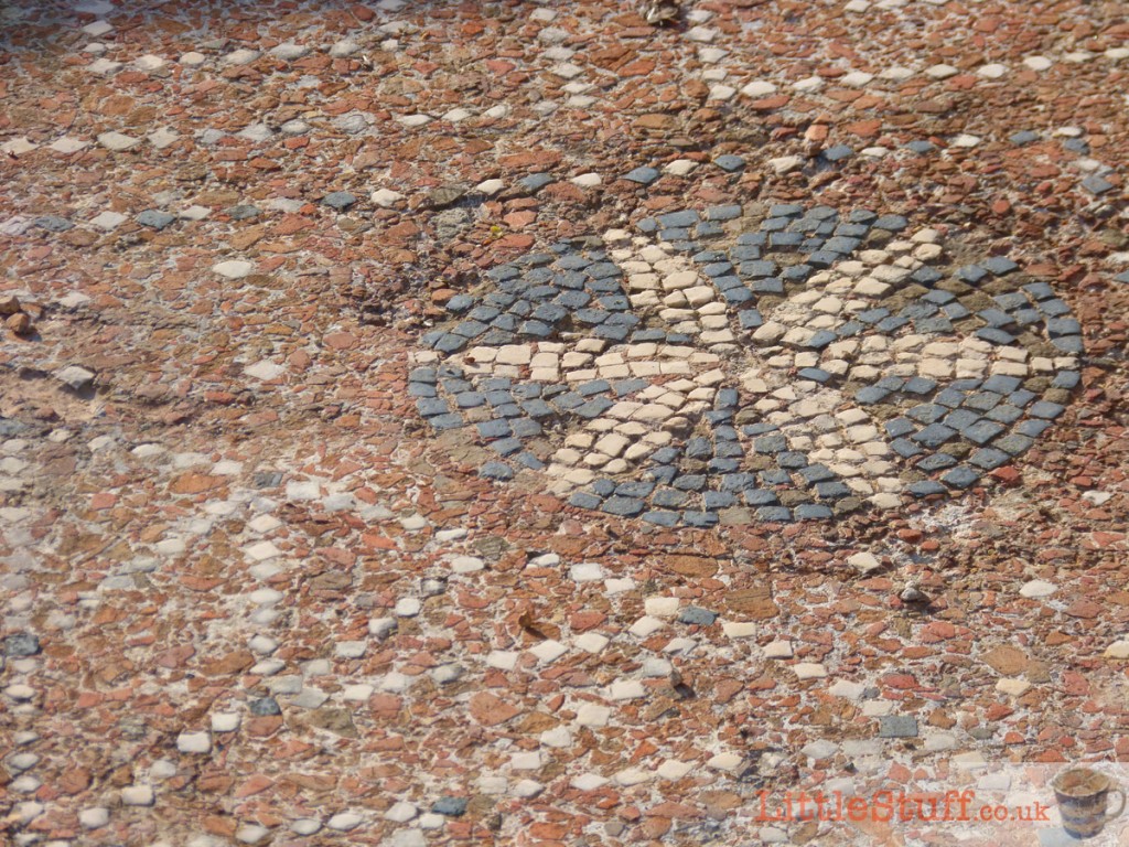 paestum-floor-mosaic-Roman