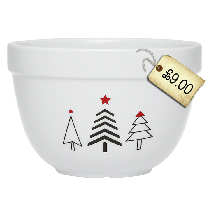 christmas pudding basin with stylish trees