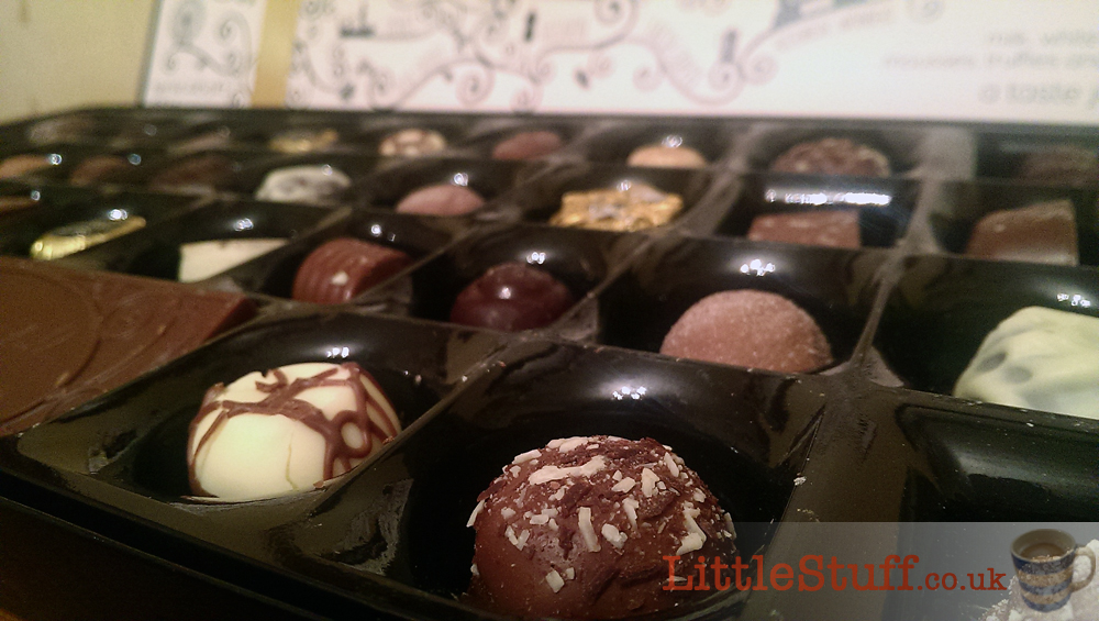 chocolate-luxury-continental-selection