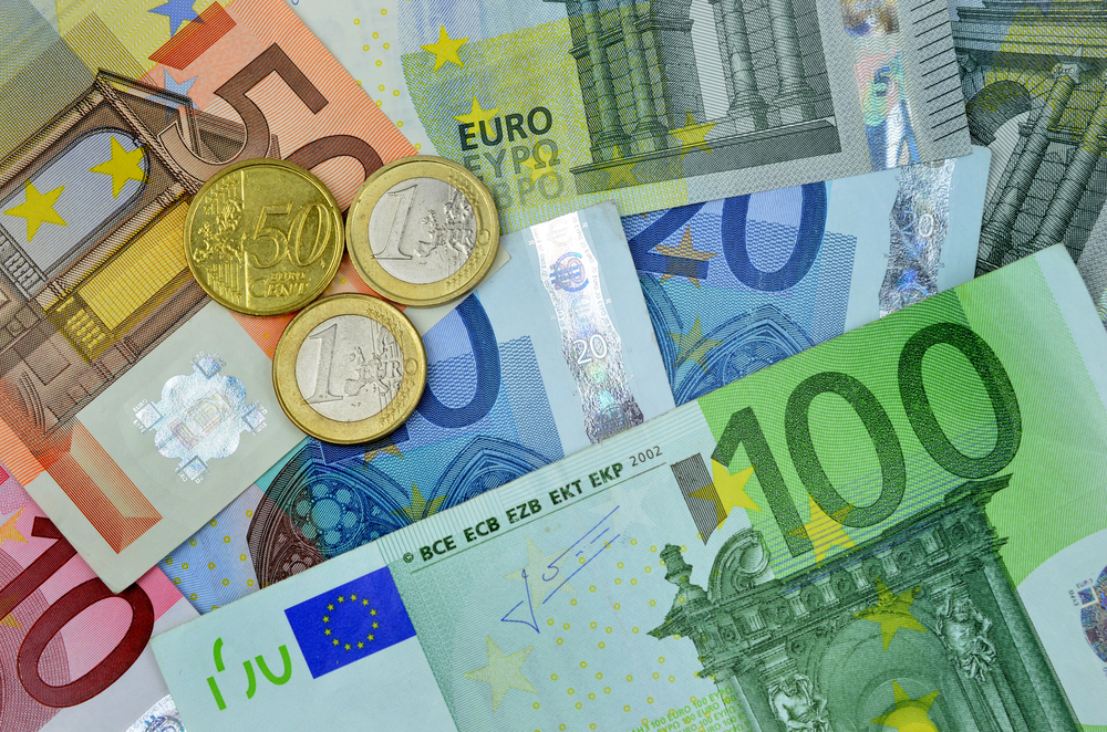 International money exchange - image courtesy of Shutterstock