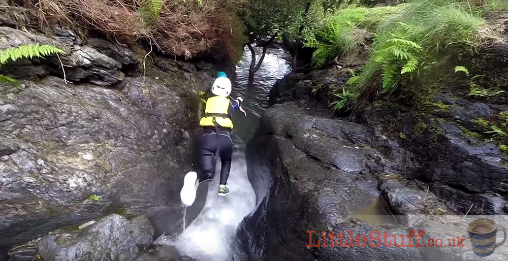 ghyll-scrambling-face-leap