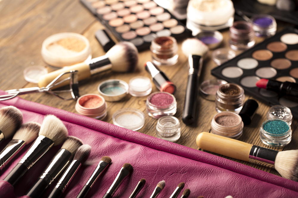 Messy Make up Image courtesy of Shutterstock