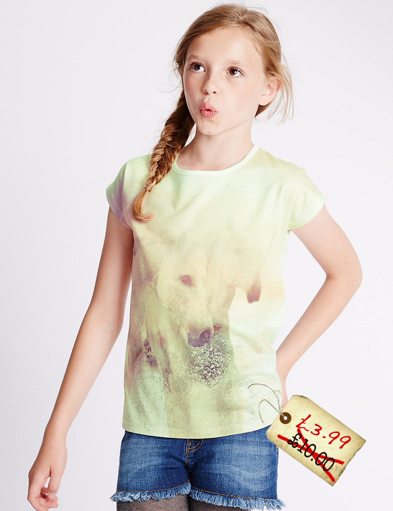 bargain tee with horses on