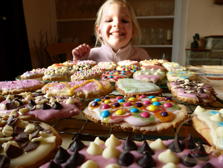 ‘Easter Egg’ Easy Easter Biscuits – perfect afternoon baking with the children