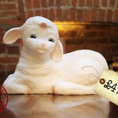 Adorable Lamby Lamb childrens nursery lamp – Christmas Gift Guide