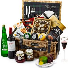 Win a £100 Filled Picnic Hamper from Ski Famille | #SummerStuff