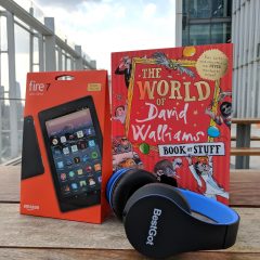 Win a Walliams Summer Bundle – Book, Tablet & Headphones! #SummerStuff