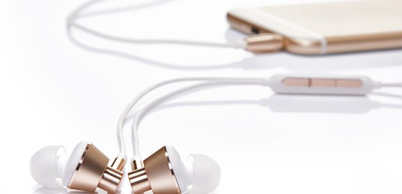 Genuinely ace earbuds under £20. | Christmas Gift Guide