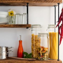 Declutter Your Home and Your Mind: The Benefits of Organizing Your Living Space