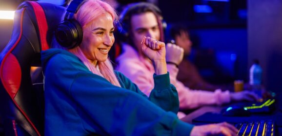 The Balance Between Individual Skill and Team Strategy in MOBA Games