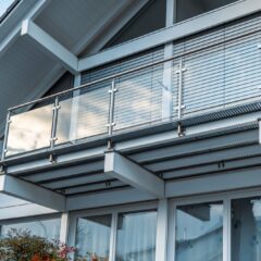 Why More UK Families Are Choosing a Stainless Steel Balustrade for Busy Homes