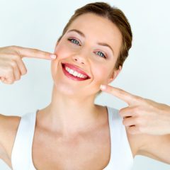 Want to Get a Pearly White Smile? Here’s How